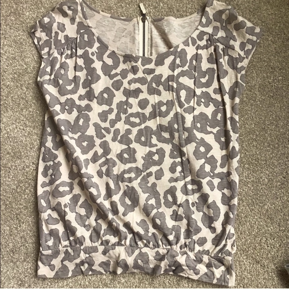 Loft Gray Leopard Top